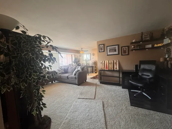 401 N Armistead St APT 409, Alexandria, VA 22312