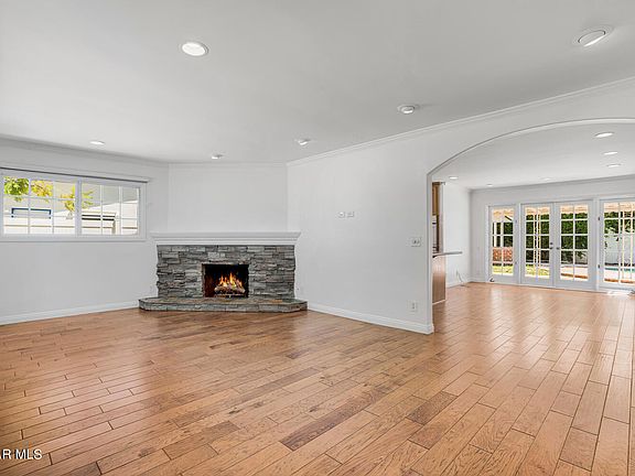 5th image of 6714 Capistrano Ave
