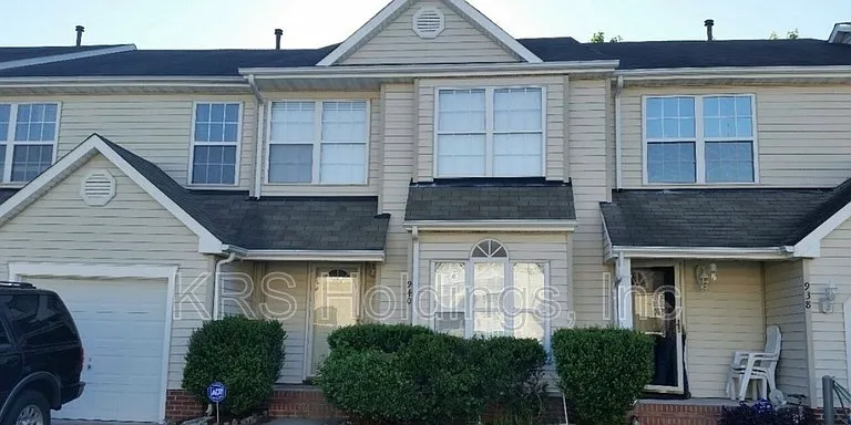 940 Allendale Dr — Photo 1