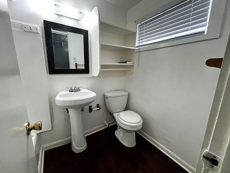 3810 Driscoll St #8 — Photo 6
