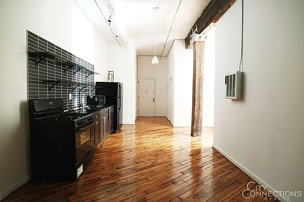 Rented by City Connections Realty | media 18