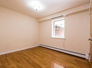 2319 23rd Ave, Astoria, NY 11105