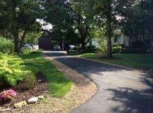 W1099 Chipmunk Ridge Rd, Stoddard, WI 54658