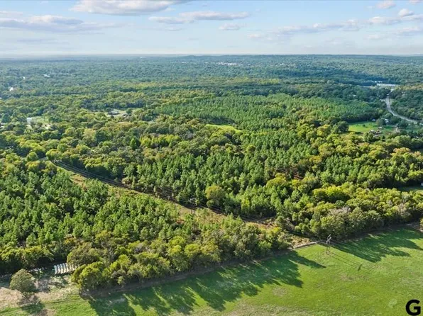 0 E Fm 323, Palestine, TX 75801