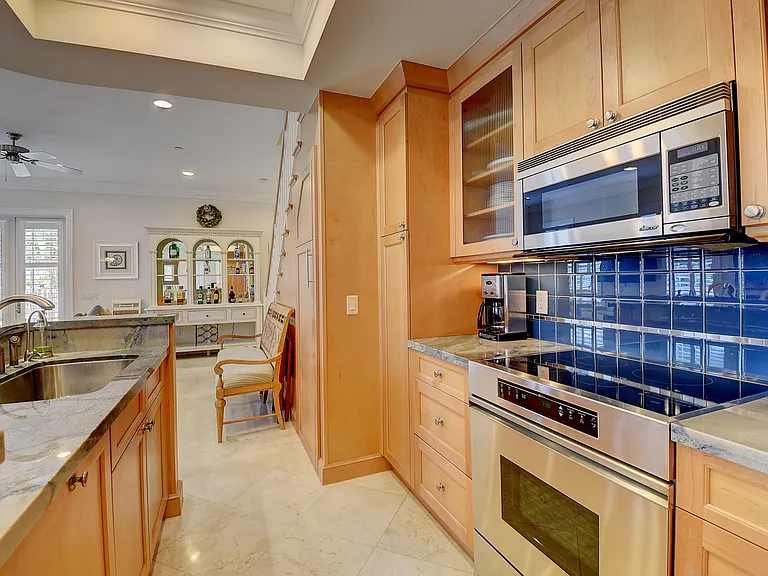 1120 Ocean Ter — Photo 16