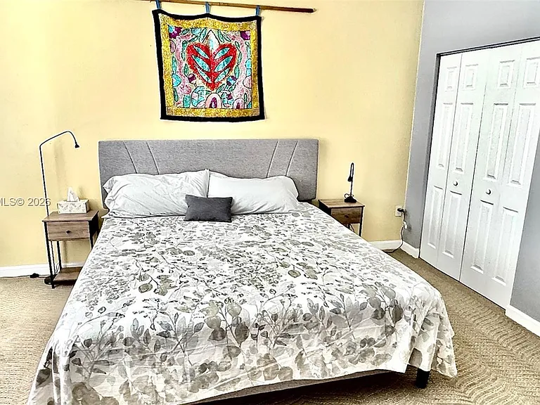 1200 Euclid Ave #302 — Photo 7