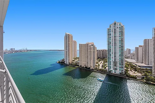 325 Biscayne Blvd Photo 1