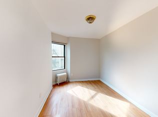 21-57 33rd St APT 5C, Astoria, NY 11105