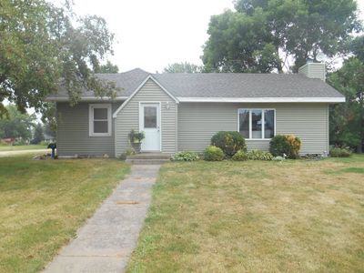 801 W 10th St, Neligh, NE, 68756