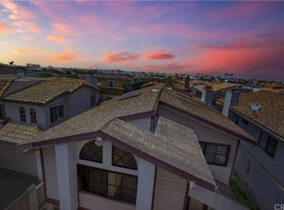 111 S Guadalupe Ave #B, Redondo Beach, CA 90277