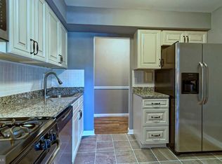 222 Echelon Rd, Voorhees, NJ 08043