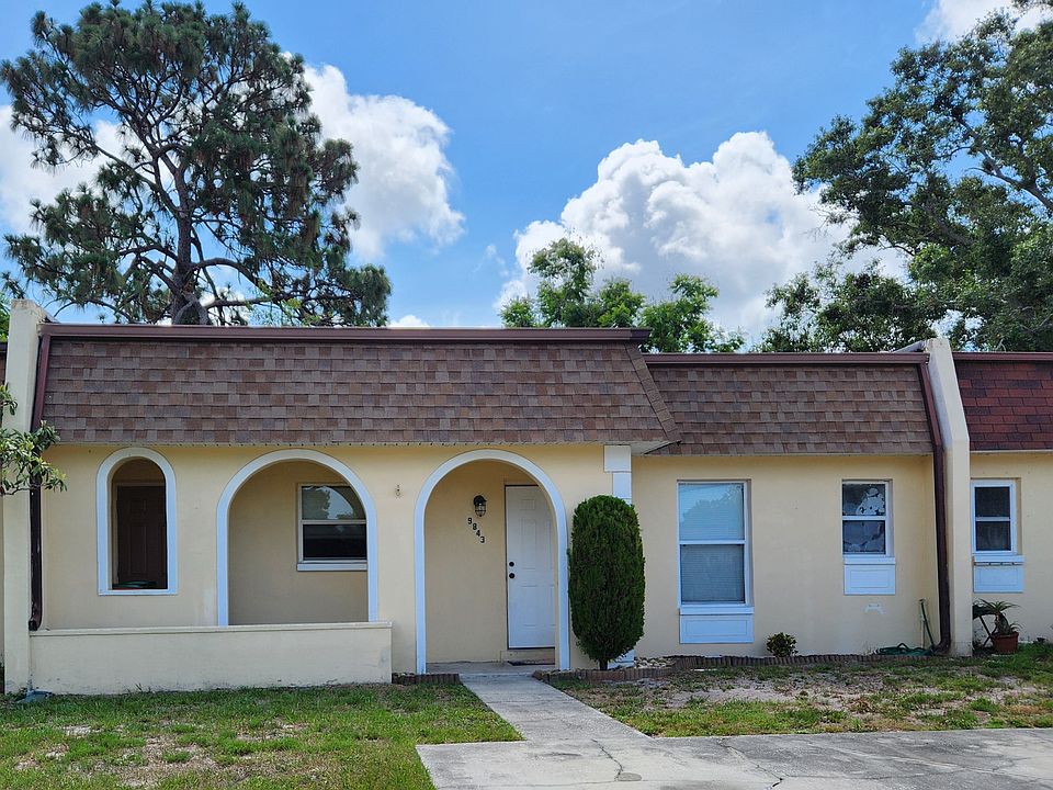 Bent Tree Estates Villa with 2 bedrooms and 2 full baths