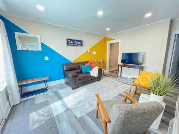 1102 Bridge St #1102, Charlevoix, MI 49720