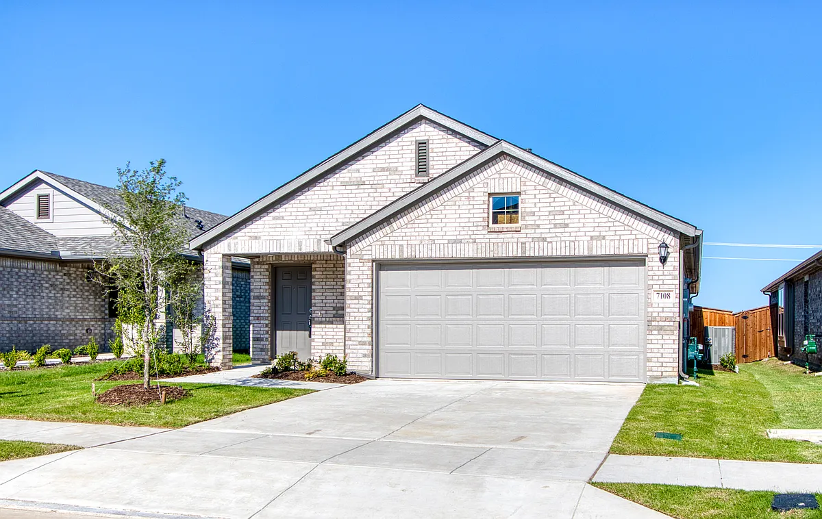 1 Story, never lived in 4 bedroom, 2 bath home - 7108 Calshot Rd