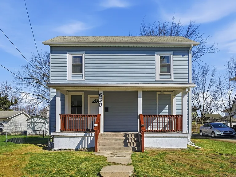 630 Ewing Ave — Photo 1
