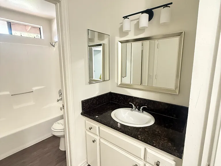 Jasmine Townhomes — Photo 6