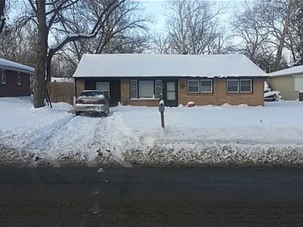 2066 College Heights Rd, Manhattan, KS 66502