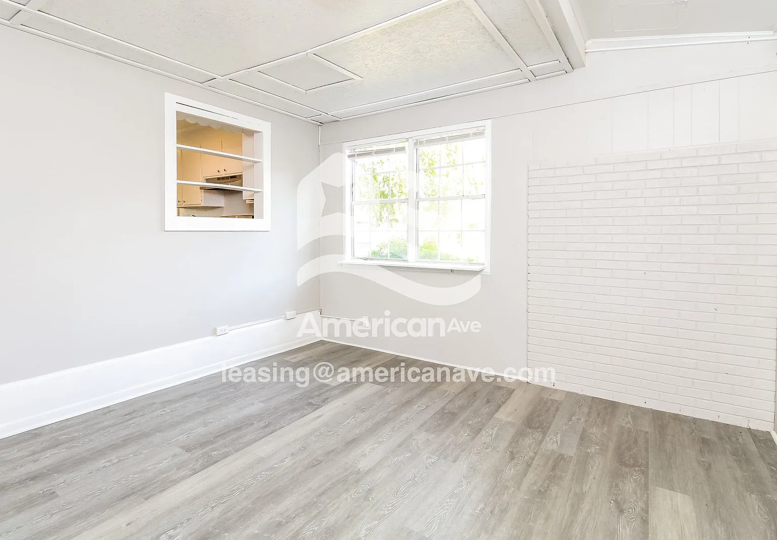 3 bed, 1.0 bath, 1360 sqft, $1,338 — Photo 3