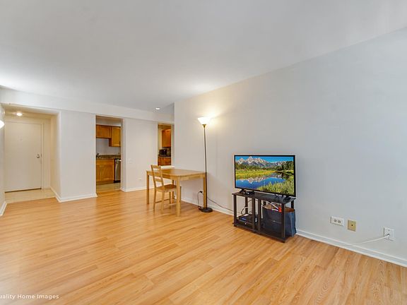 2nd image of 40 E 9th St #405A
