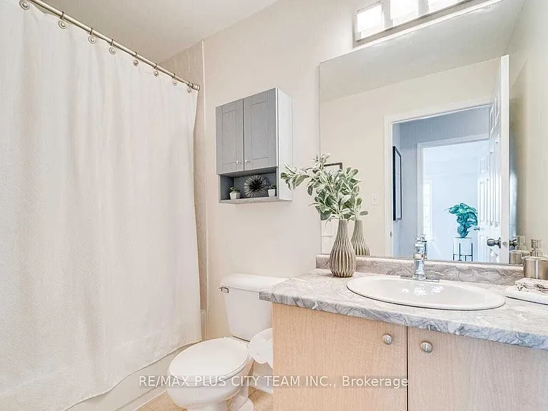 94 Aspen Springs Dr #201 — Photo 10