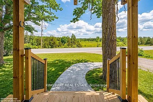 3 bed, $2,995 — Photo 3
