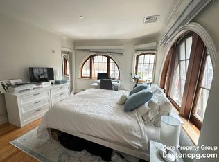 100 Salem St #9, Boston, MA 02113