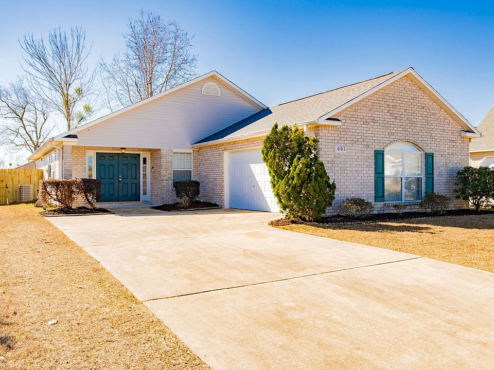 1st image of 601 Hanley Downs Dr