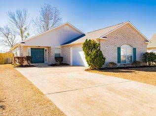 601 Hanley Downs Dr, Cantonment, FL 32533