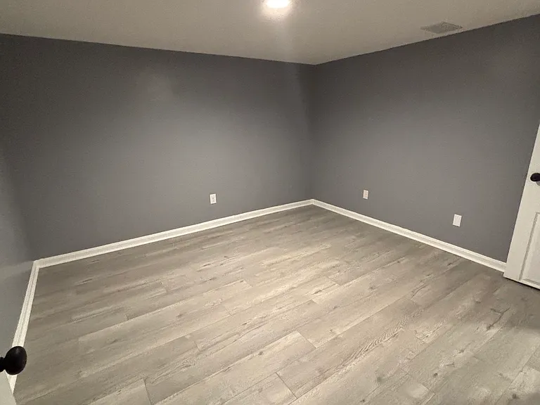 1717 Chester Rd #5 — Photo 7