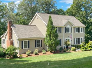 338 S Georges Hill Rd, Southbury, CT 06488