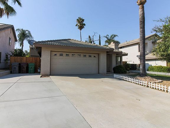 2nd image of 10375 Crossing Green Cir