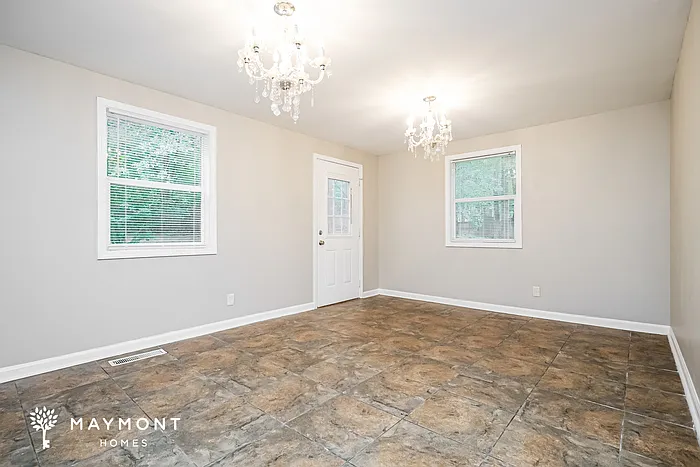 4636 Hamlet Walk SE — Photo 7