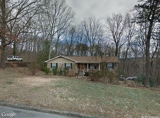 140 Newport Dr, Oak Ridge, TN 37830