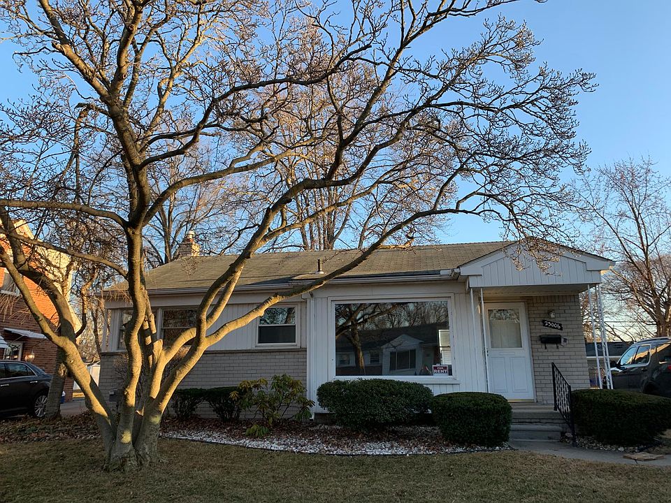 1st image of 23006 Englehardt St