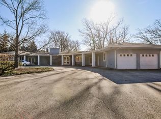 1446 Waverly Rd, Highland Park, IL 60035