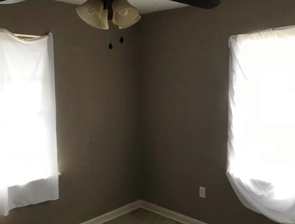 1st image of 210 S Pleasant Ave