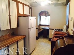 614 E Chestnut St, Bloomington, IL