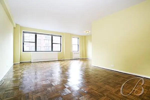 Rented by Bellmarc Realty | media 5