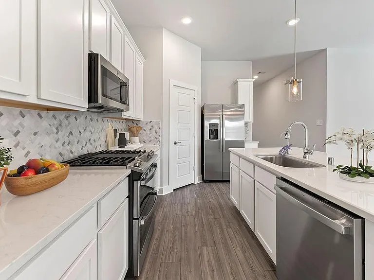 9903 Silverling Ct — Photo 11