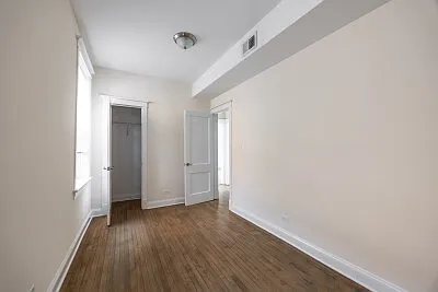 2816 N Troy St #2F — Photo 6