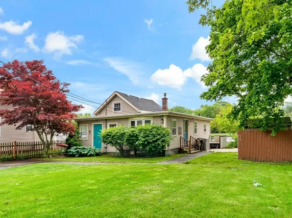 76 Mildred Ave, Swansea, MA 02777