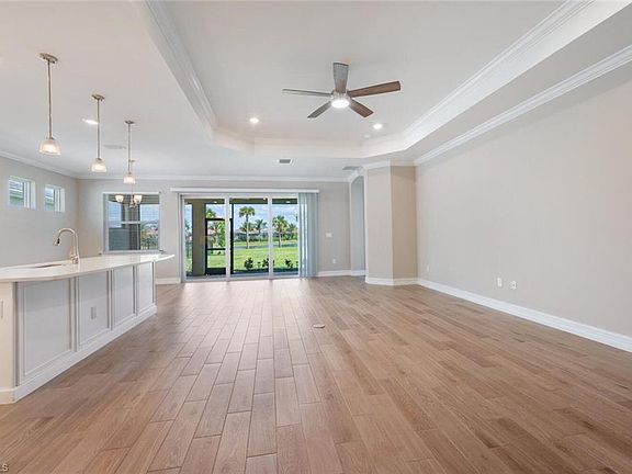 3rd image of 16801 Bay Island Ct