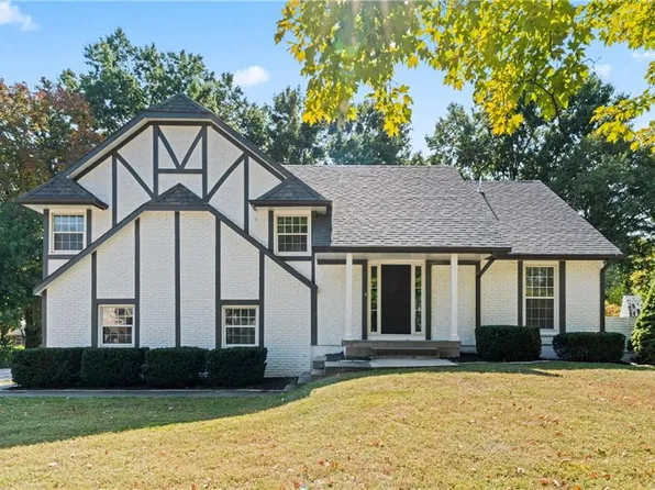 2209 W 120th Ter, Leawood, KS 66209