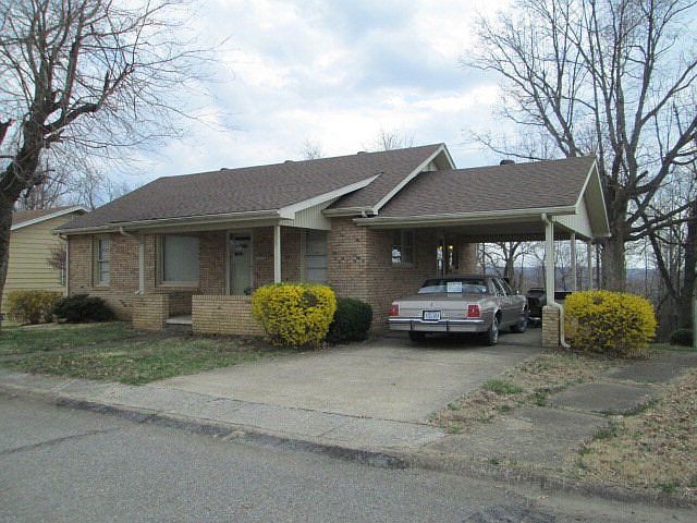 1st image of 109 N Highland Ave