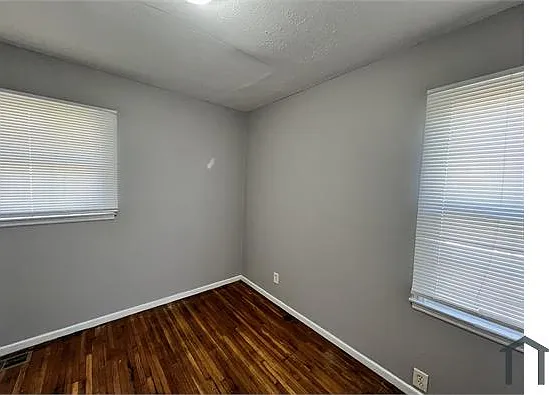 10425 Presley Dr — Photo 5