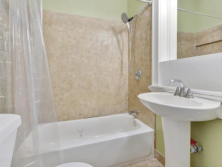 2833 Napoleon Ave #A2 — Photo 4