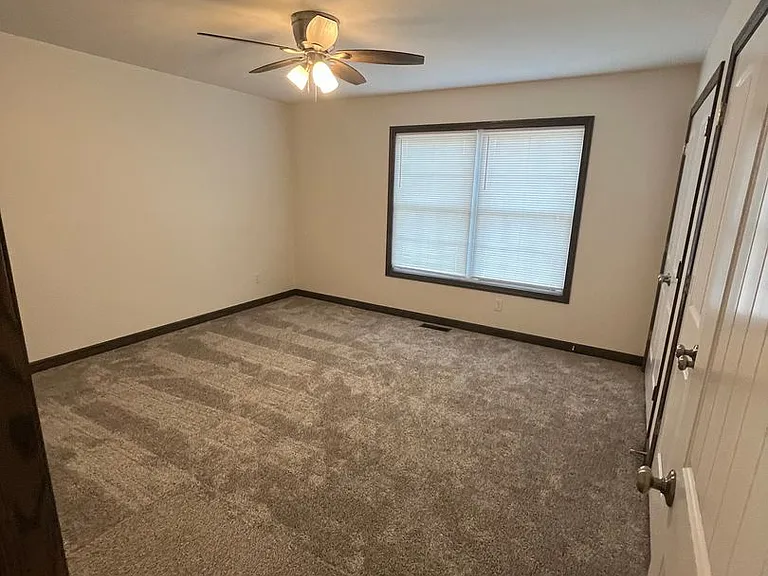 786 Glory Dr — Photo 14