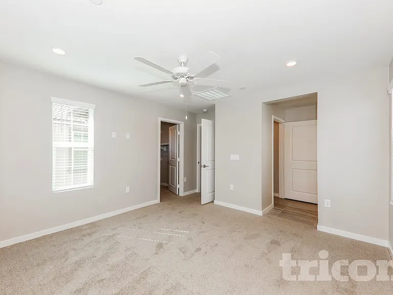 29428 Walnut Tree Way — Photo 7