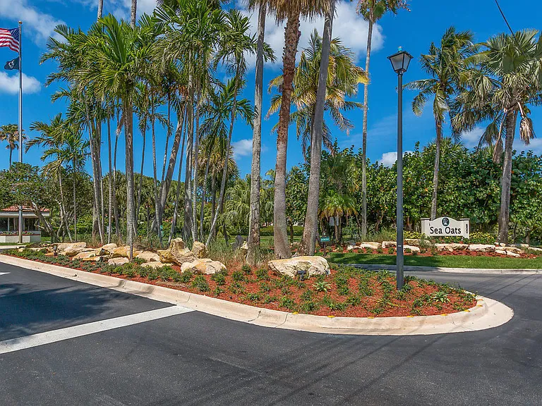 204 Sea Oats Dr #D — Photo 26