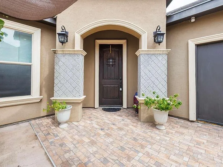 4012 Santa Fe St — Photo 4